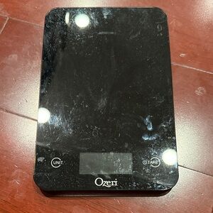 Black Digital Kitchen Scale